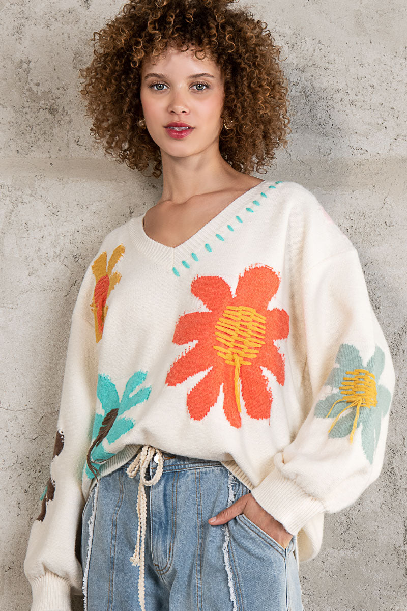 Evie V-Neck Oversized Floral Sweater in Ivory