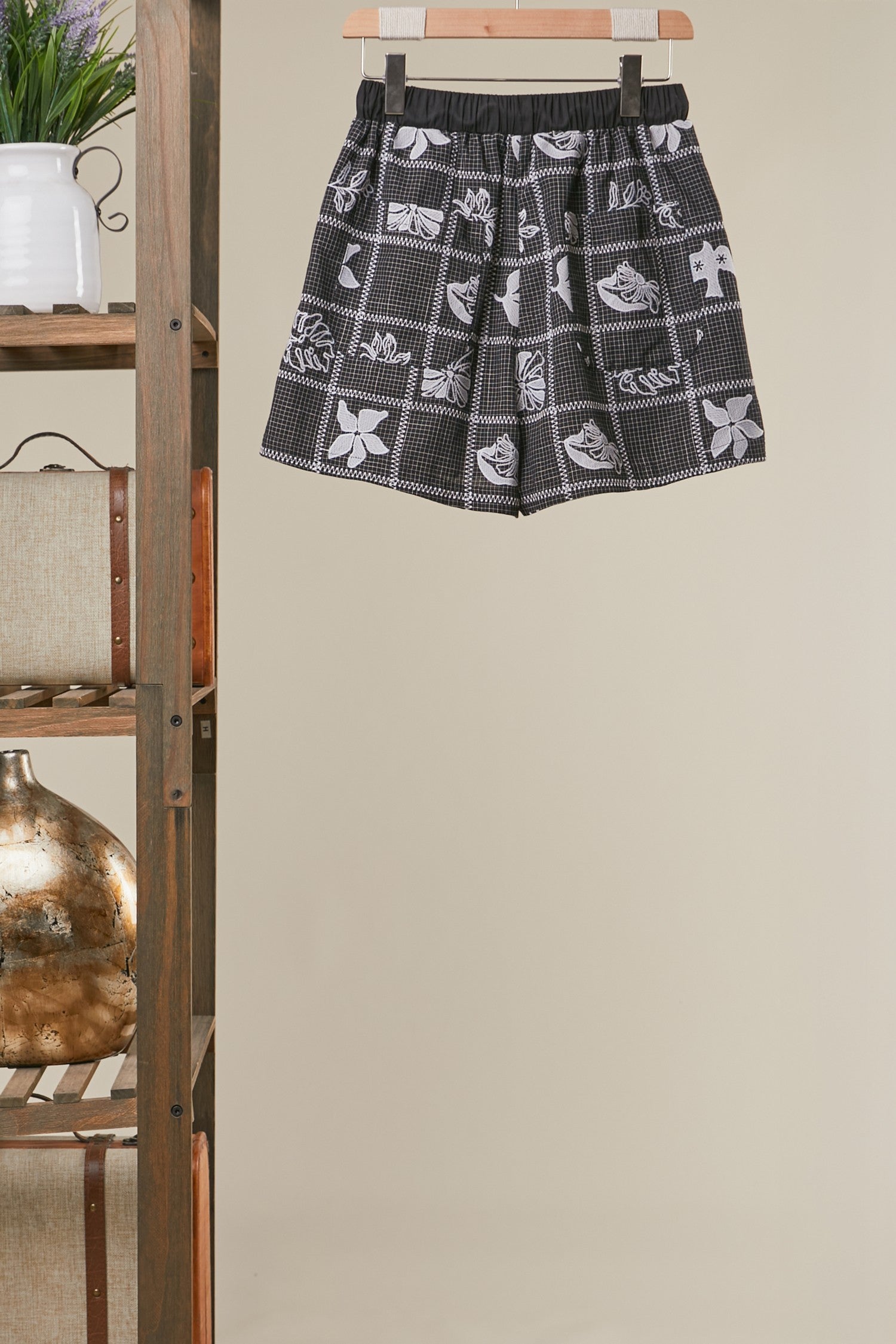 Palm Printed Shorts MP40715