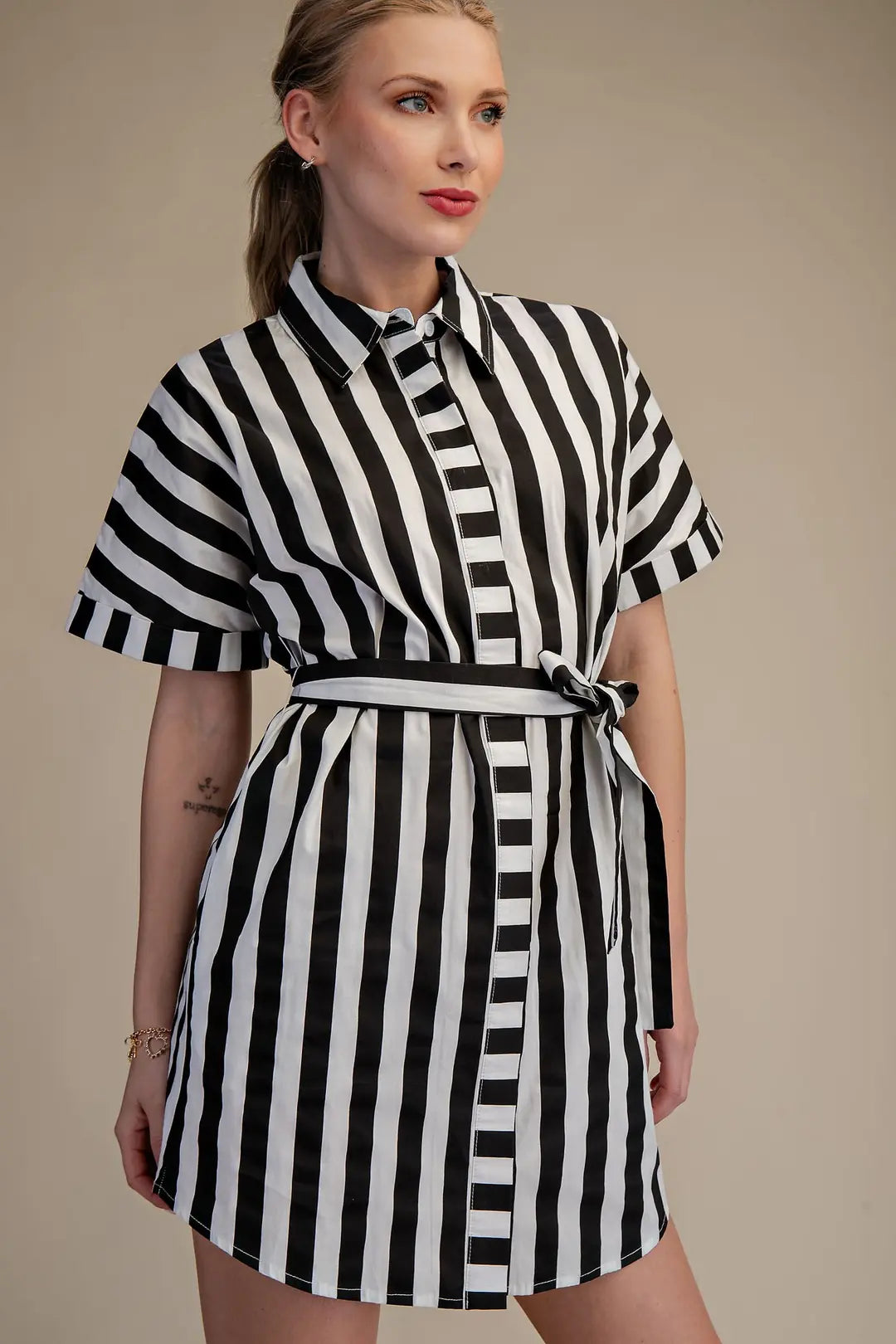 Blk/Wht Collar Dress GD9750