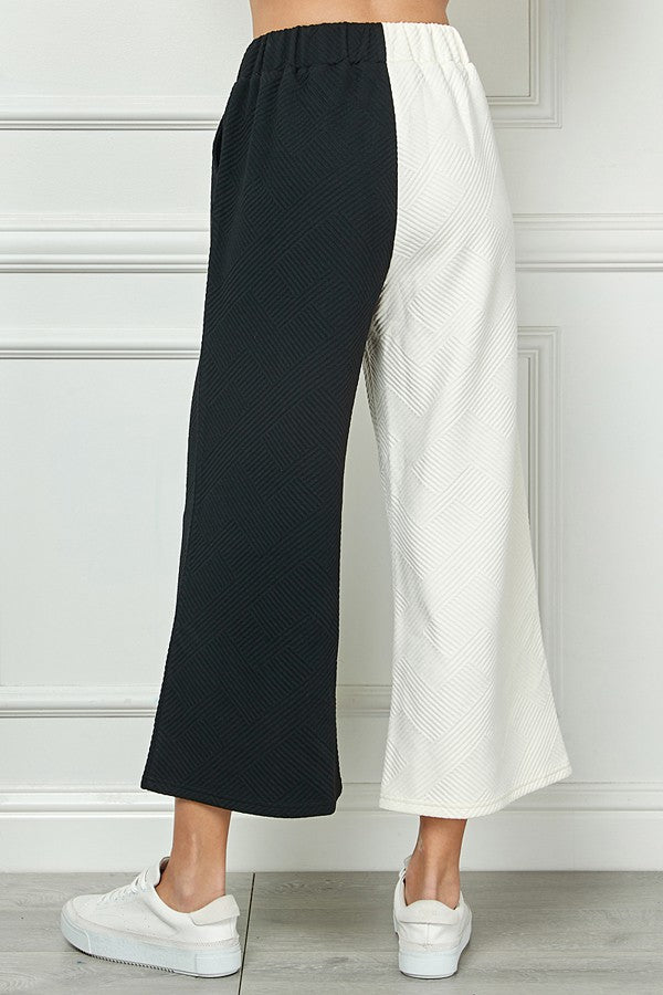Raelynn Textured Cropped Wide Leg Pants in Black and Cream