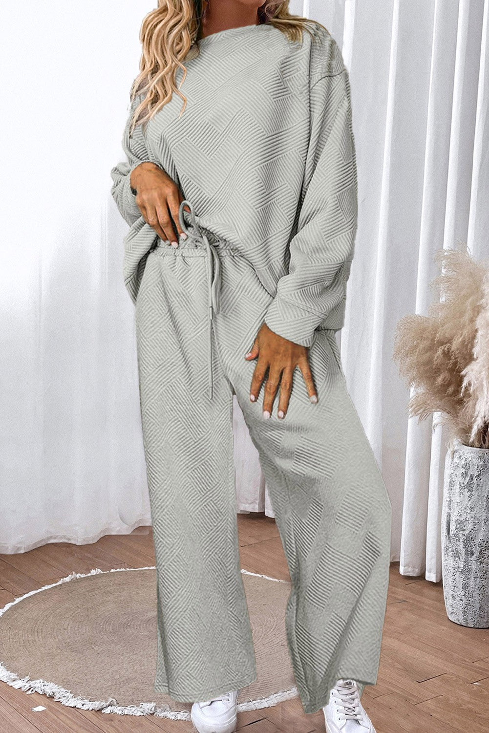 Relaxed Elegance: Textured Loungewear Cropped Wide Leg Pants in Grey
