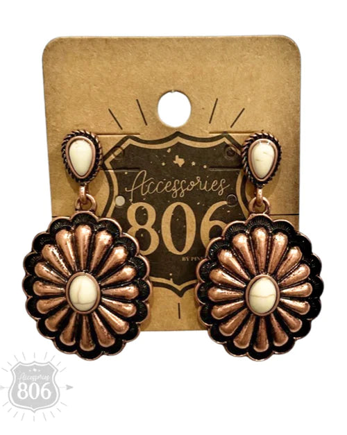 Concho Earrings in Copper and White