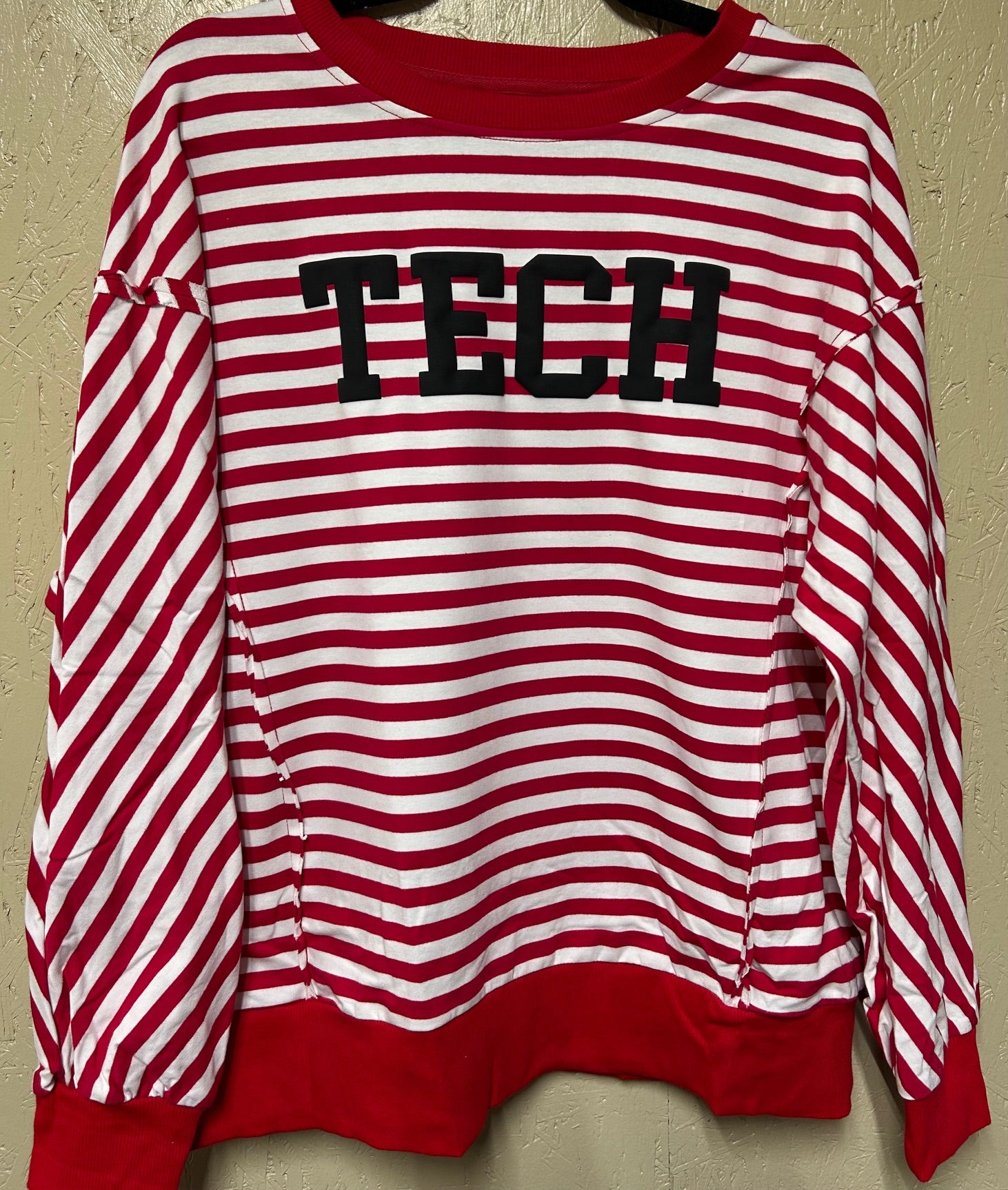 TECH Red Striped Pullover P319