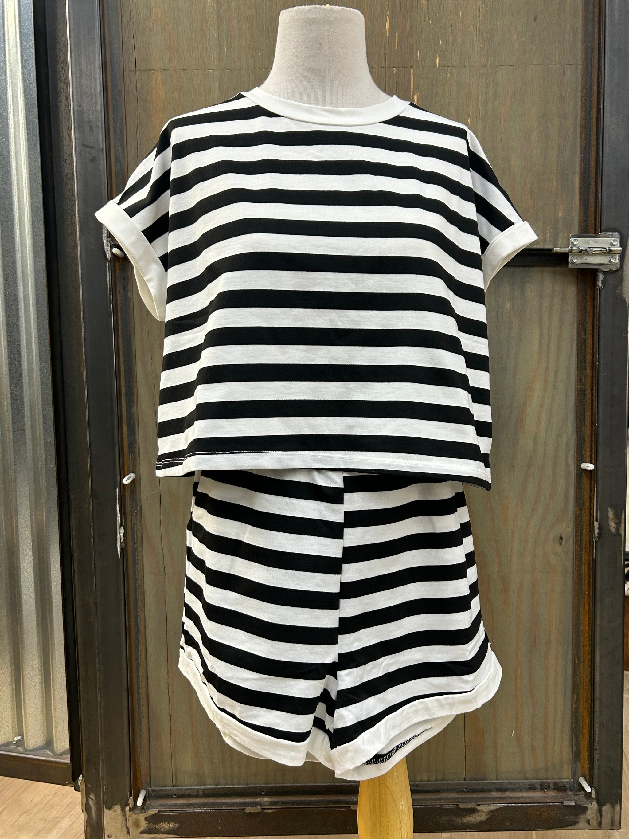 Black Striped Set HF26C064-SET