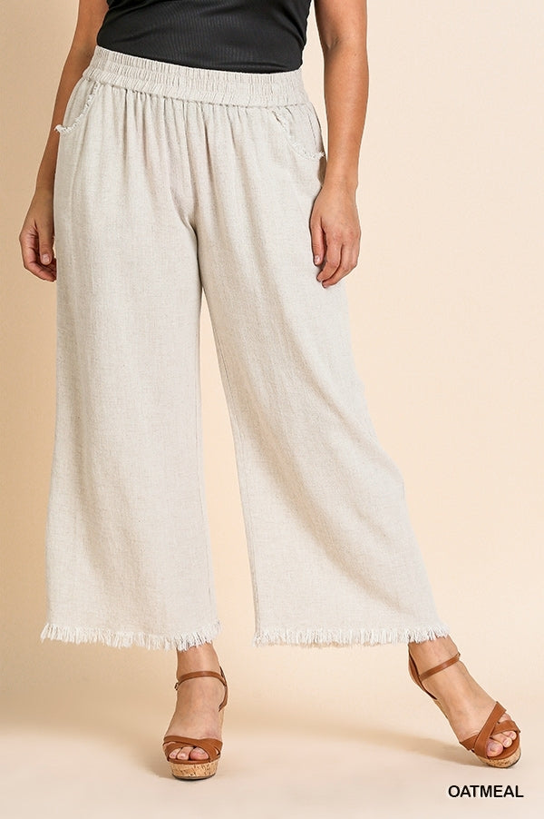 Mary Cropped Wide Leg Pants with Frayed Hem in Oatmeal