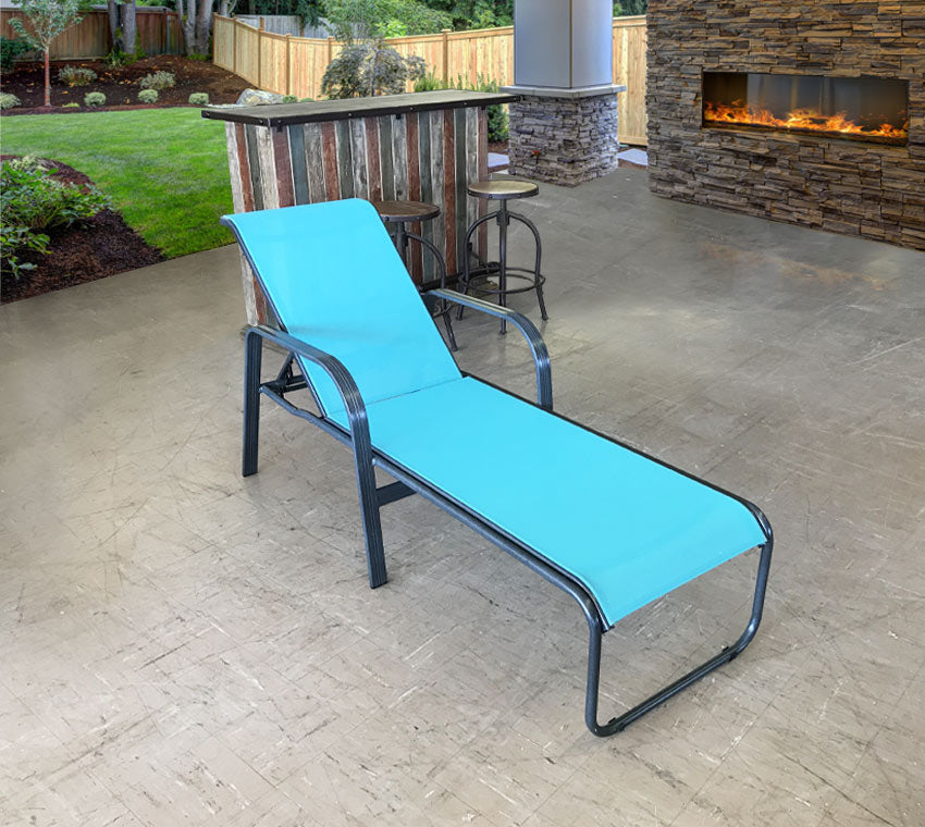 Cabo Sling Chaise Lounge in Aqua Marine